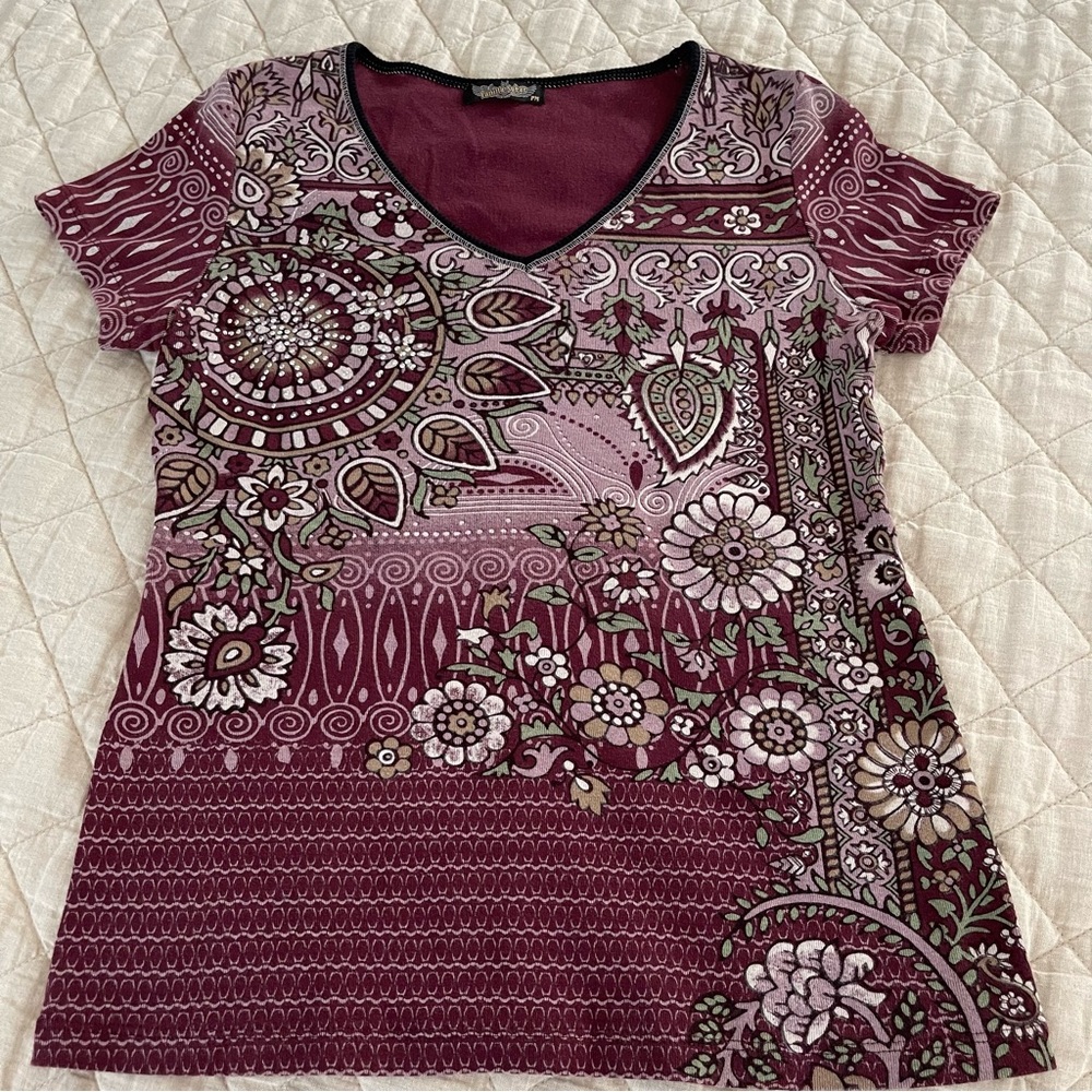 Vanilla Sugar Studded Graphic Short Sleeve T-shirt Size Petite Medium